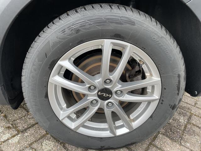 KIA Niro 1.6 GDi PHEV DynamicPlusLine | Digitaal Display, Dealer onderhouden, Parkeersensoren V+A, LED, 1e eigenaar, 1300kg trekgewicht!
