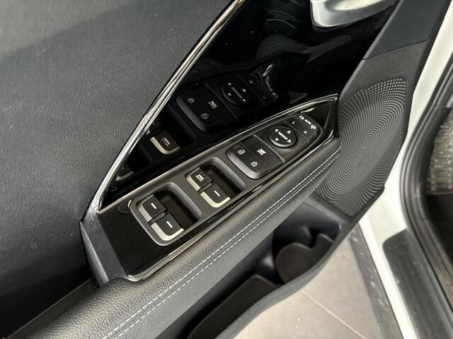 KIA Niro 1.6 GDi Hybrid DynamicPlusLine | Unieke Wielen | eerste Eigenaar | Dealeronderhouden | Afneembare Trekhaak | Enz...