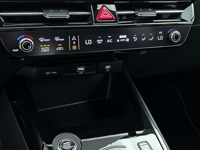 KIA Niro 1.6 GDi Hybrid DynamicPlusLine LED koplampen | Schuif-kanteldak | Stoelverwarming | Stuurverwarming