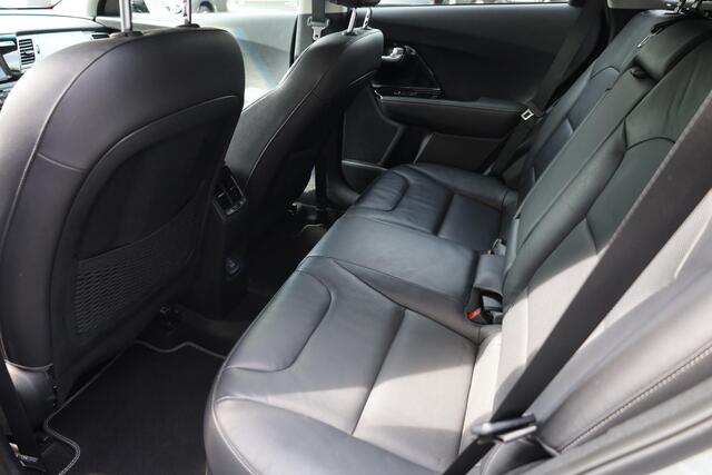 KIA Niro 1.6 GDi PHEV ExecutiveLine STOELVENTILATIE(2X)/VERW(4X) TREKHAAK AFN. LEER MEMORY STUURVERW. JBL-SOUND CARPLAY DAB CLIMA CRUISE VESS CAMERA DODEHOEK 2XPDC ENZ! ENZ!
