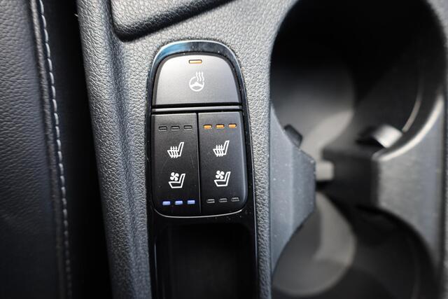 KIA Niro 1.6 GDi PHEV ExecutiveLine STOELVENTILATIE(2X)/VERW(4X) TREKHAAK AFN. LEER MEMORY STUURVERW. JBL-SOUND CARPLAY DAB CLIMA CRUISE VESS CAMERA DODEHOEK 2XPDC ENZ! ENZ!