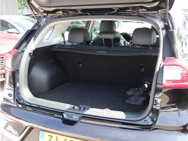 KIA Niro 1.6 GDi Hybrid DynamicLine I Trekhaak I Navi I Camera