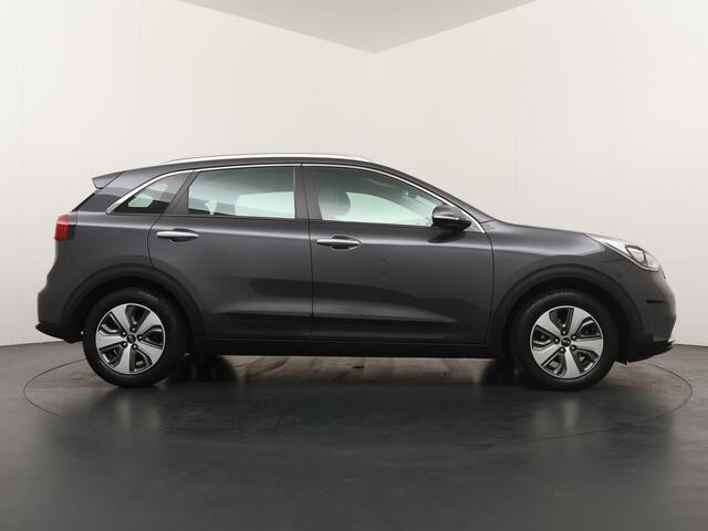 KIA Niro 1.6 GDi Hybrid DynamicLine Apple Carplay/Android Auto - Cruise Control - Climate Control - Navigatie 12 Maanden BOVAG Garantie