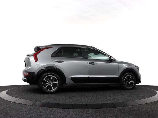 KIA Niro 1.6 GDi Hybrid DynamicPlusLine - Parkeersensoren voor & achter - Lederen interieur - Schuif-/kanteldak - Fabrieksgarantie tot 02-2031