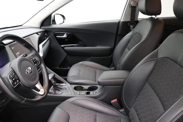 KIA Niro 1.6 GDi PHEV DynamicPlusLine / Navigatie / Adaptieve Cruise Control / Airco Climate control / LMV / NL auto / Historie aanwezig / Plug-in-Hybride / Parkeersensoren voor & achter /
