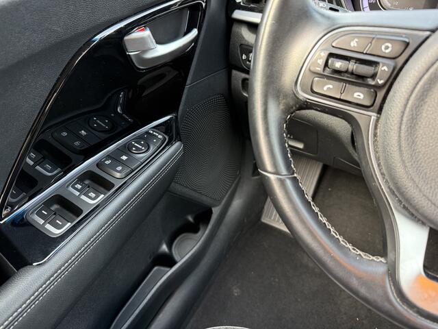 KIA Niro Hybrid DynamicLine Aut., Facelift model | Trekhaak | CarPlay