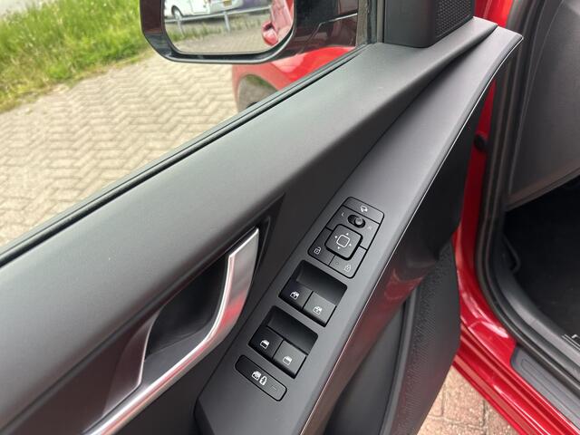 KIA Niro 1.6 GDi Hybrid DynamicPlusLine Stoel + Stuurverwarming | Elektrische achterklep | Schuifdak