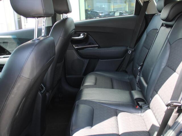 KIA Niro 1.6 GDi Hybrid DynamicLine | Navigatie | Achteruitrijcamera | Nederlandse dealer onderhouden auto |