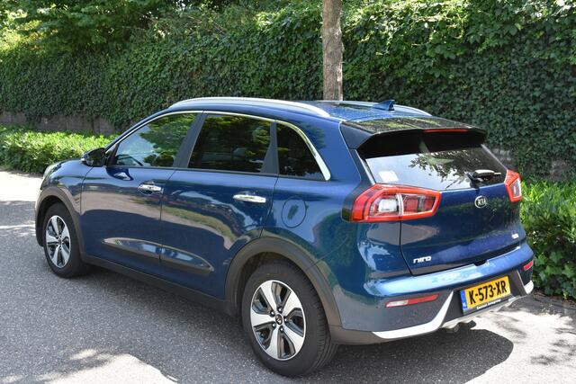 KIA Niro 1.6 GDi Hybrid BusinessLine | TREKHAAK | LEDER | SCHUIFDAK