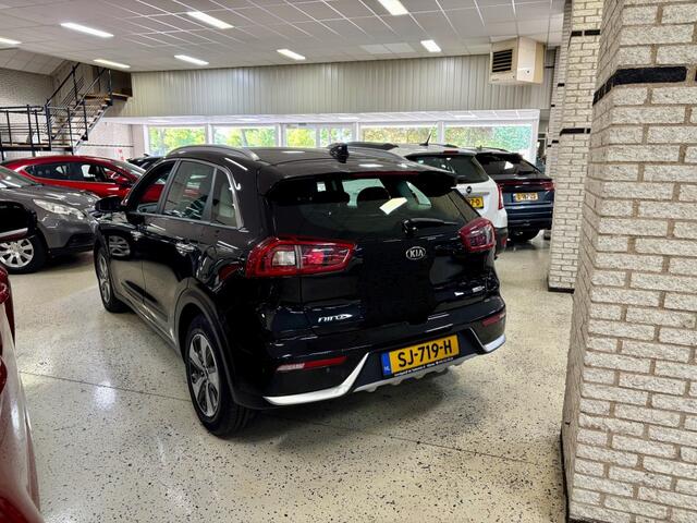 KIA Niro 1.6 GDI H. DYNAMICL. / Climat / Cruise / Navi / Apple/ Android