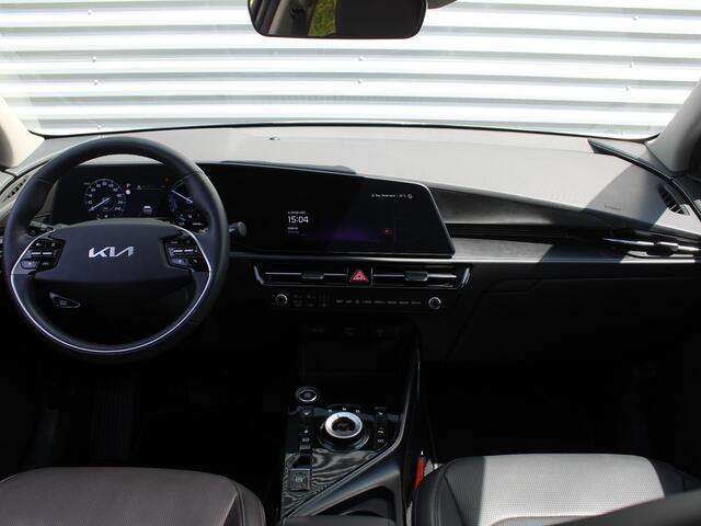 KIA Niro 1.6 GDi Hybrid DynamicPlusLine | Schuif-/kanteldak | Stuur-/stoelverwarming | Cruise adapt. | Camera | Clima | 16" LM |
