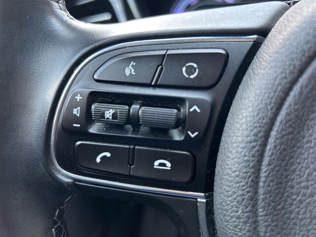 KIA Niro 1.6 GDi Hybrid DynamicLine // KEYLESS // ADAPTIV CRUISE // NAVI + CARPLAY // CAMERA // CLIMA