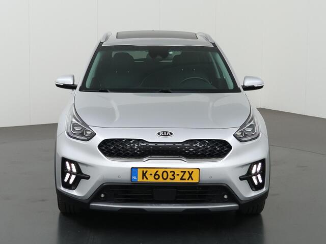 KIA Niro 1.6 GDi Hybrid ExecutiveLine | Trekhaak | Panoramadak | Lederen Bekleding | JBL Audio | Dodehoekdetectie | Stoel/Stuurwielverwarming | Stoelventilatie | Elektrisch bedienbare bestuurdersstoel met geheugenfunctie