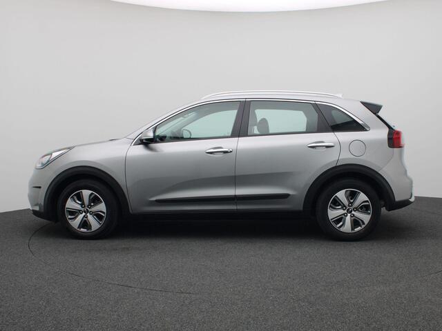 KIA Niro 1.6 GDi Hybrid DynamicLine 141PK Aut. Cruise Controle, Navi, Achteruitrijcamera, DAB+, Apple Carplay/Android Auto, Parkeersensoren achter, Clima, 16" LM Velgen