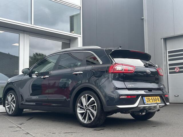 KIA Niro 1.6 GDi Hybrid ExecutiveLine Trekhaak | Stoelverwarming | Stoel Ventilatie voor | Stuurwielverwarming | Navigatie | Ledereninterieur