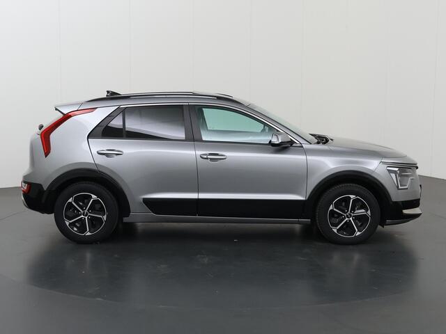 KIA Niro 1.6 GDi Hybrid DynamicPlusLine | Head Up | Lederen Bekleding | Elektr. Schuif/kanteldak | Elektrische bedienbare Achterklep | Elektrisch Verstelbare Bestuurderstoel |