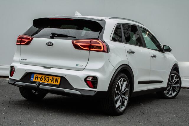 KIA Niro 1.6 GDi Hybrid ExecutiveLine Trekhaak/ Schuifdak/ Leer/ Stoelverwarming/ Jbl/ Camera/ Carplay/ Navigatie