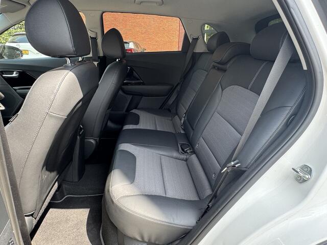 KIA Niro 1.6 GDi Hybrid DynamicLine // NAVI // CAMERA // APPLE CARPLAY / ANDROID AUTO // ADAPTIVE CRUISE // DODENHOEK SENSOR
