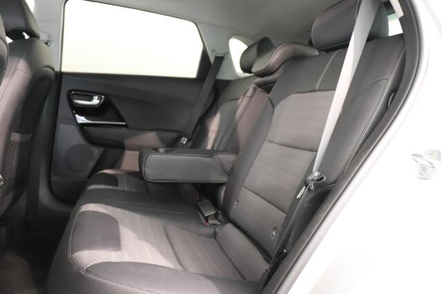 KIA Niro 1.6 GDi Hybrid DynamicLine | Camera | Climate control | Cruise control | AppleCarplay AndroidAuto | DAB |