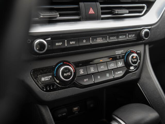 KIA Niro 1.6 GDi Hybrid DynamicPlusLine | Nederlandse dealer onderhouden auto | 18 inch lichtmetalen velgen | Stoel en stuur verwarming |