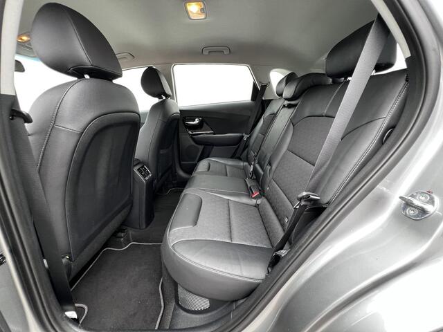 KIA Niro 1.6 GDi PHEV DynamicLine Automaat Dealer onderhouden / Garantie tot 25-05-2029* / Navigatie / Camera / Apple Carplay Android / Winterwielenset inclusief /