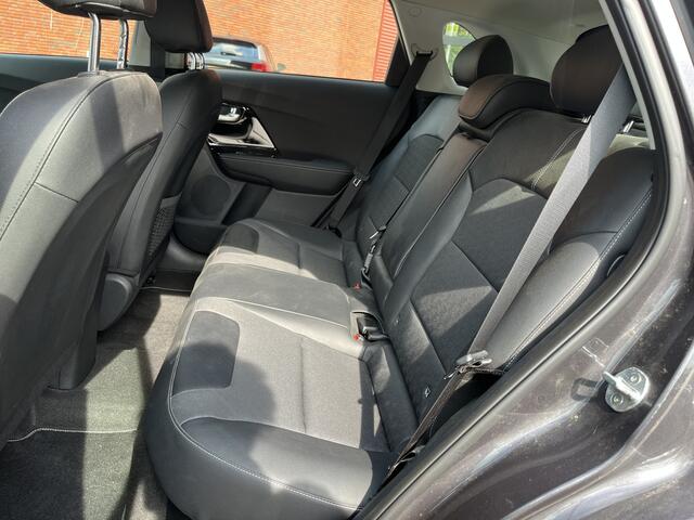 KIA Niro 1.6 GDi Hybrid DynamicPlusLine // NAVI // CAMERA // CLIMA // ADAPTIVE CRUISE // DODENHOEK SENSOR // STOELVERWARMING //