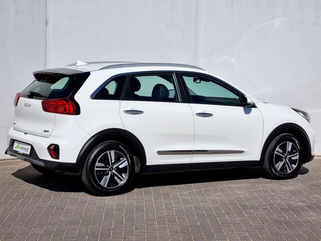 KIA Niro 1.6 GDi PHEV DynamicLine Automaat / Fabrieksgarantie tot 20-06-2029 / All Season Banden / Cruise Control Adaptief / Navigatie / Camera / Stoelverwarming / Stuurverwarming