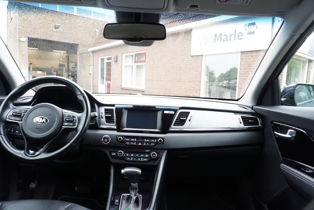 KIA Niro 1.6 GDi Hybrid BusinessLine TREKHAAK LEER STOEL- EN STUURVERWARMING