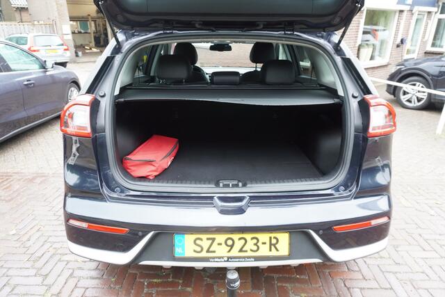 KIA Niro 1.6 GDi Hybrid BusinessLine TREKHAAK LEER STOEL- EN STUURVERWARMING