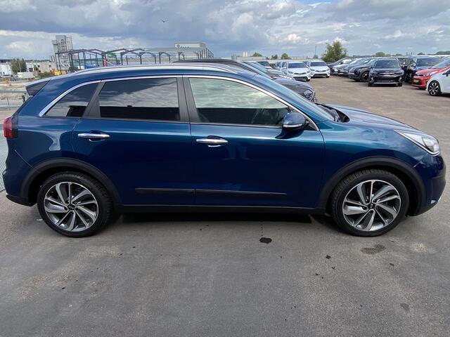KIA Niro 1.6 GDi Hybrid Edition Navigatie, LMV, Dealerondehrouden, Privacy glass, Parkeersensoren, Achteruitijcamera