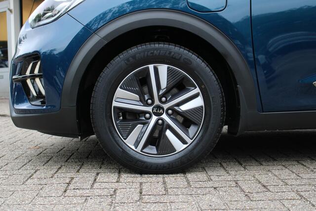 KIA Niro 1.6 GDi PHEV DynamicPlusLine | Trekhaak | Stoel en stuur verwarming | Parkeersensoren voor en achter | Camera | Adaptieve cruise control