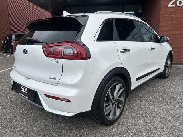 KIA Niro 1.6 GDi Hybrid ExecutiveLine // LED // NAVI + CARPLAY // LEDER + MEMORY // CAMERA + PDC V+A // ADAPTIV CRUISE