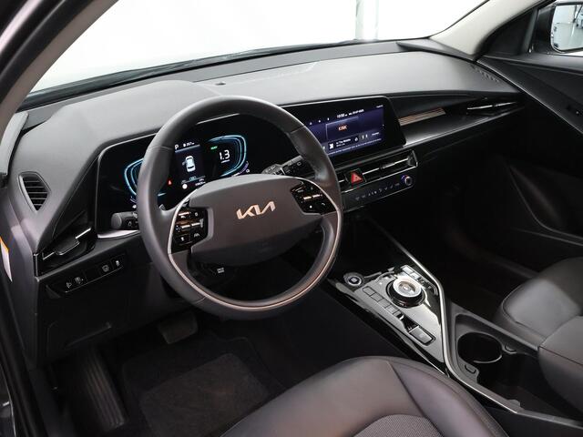 KIA Niro 1.6 GDi Hybrid DynamicLine Edition | 18" lichtmetalen velgen | Elektrisch verstelbare bestuurdersstoel met geheugen | Stoelventilatie | Elektrisch bedienbare achterklep