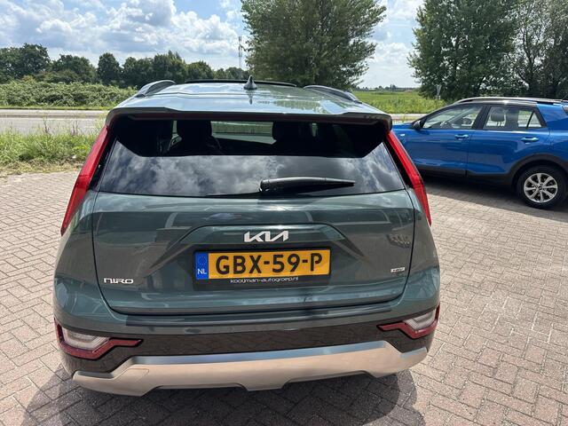 KIA Niro 1.6 GDi Hybrid DynamicPlusLine Head up, Stoelverwarming, keyless