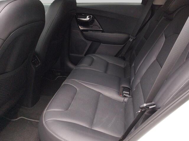 KIA Niro 1.6 GDi Hybrid ExecutiveLine | trekhaak | Stoel verwarming/koeling | panorama dak | lederen bekleding |