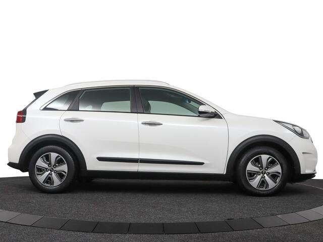 KIA Niro 1.6 GDi Hybrid DynamicLine - Trekhaak - Climate control - DAB