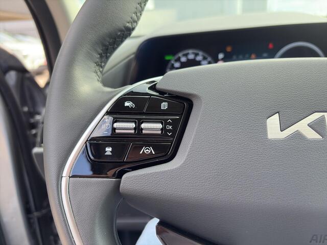 KIA Niro 1.6 GDi Hybrid DynamicLine Automaat | Camera | Cruise | Clima | Navi | PDC | H-Leder | Key-Less |