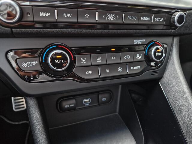 KIA Niro 1.6 GDi Hybrid DynamicPlusLine | Open Dak | Stoelverwarming | Dodehoek | LED | Navi | Key-Less |