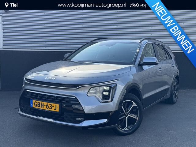 KIA Niro 1.6 GDi Hybrid DynamicPlusLine Schuif-/kanteldak, Head-up display, Stoel- & stuurverwarming, Navigatie, Lederen bekleding, Achteruitrij camera, parkeersensoren, Smart Key, NL-auto, BTW-auto