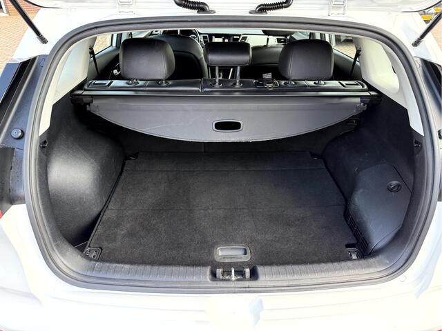 KIA Niro 1.6 GDi Hybrid First Edition Trekhaak, Camera, App Connect