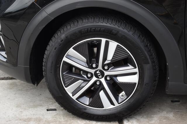 KIA Niro 1.6 GDi Hybrid DynamicLine | AUTOMAAT | CAMERA | NAVI | CRUISE CONTROL | CLIMATE CONTROL | ALL-SEASONBANDEN | LMV
