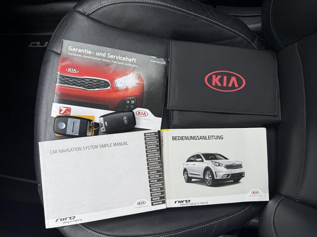 KIA Niro 1.6 GDi PHEV DynamicLine / Trekhaak (1300 KG Trekgewicht) / Stuurverwarming / Stoelverwarming / Stoelventilatie / Achteruitrijcamera / Cruise Control Adaptief / Panoramadak / Apple carplay / Android auto