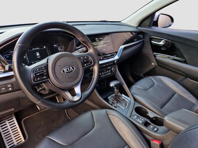 KIA Niro 1.6 GDi Hybrid ExecutiveLine | Trekhaak | Stoelventilatie | Camera | Leder | Key-Less | BSD | Pano |