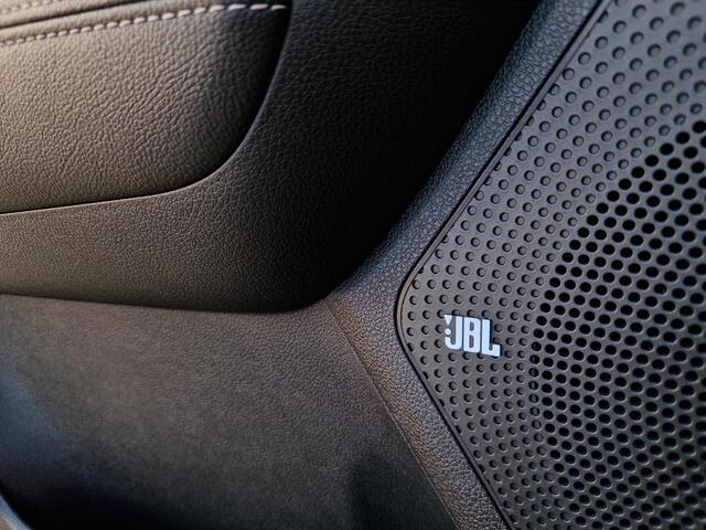 KIA Niro 1.6 GDi Hybrid ExecutiveLine | Trekhaak | Stoelventilatie | Camera | Leder | Key-Less | BSD | Pano |