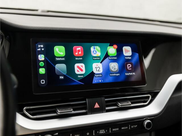 KIA Niro 1.6 GDi Hybrid DynamicLine 142Pk Automaat (APPLE CARPLAY, GROOT NAVI, CAMERA, ADAPTIVE CRUISE, LEDER, SPORTSTOELEN, PARKEERSENSOREN, NIEUWE APK, NIEUWSTAAT)