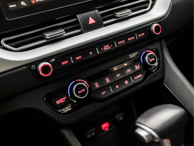 KIA Niro 1.6 GDi Hybrid DynamicLine 142Pk Automaat (APPLE CARPLAY, GROOT NAVI, CAMERA, ADAPTIVE CRUISE, LEDER, SPORTSTOELEN, PARKEERSENSOREN, NIEUWE APK, NIEUWSTAAT)