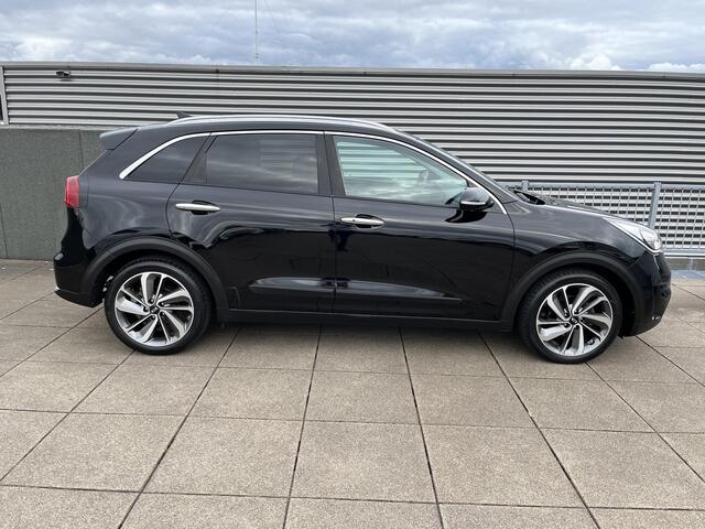 KIA Niro 1.6 GDi Hybrid ExecutiveLine AUTOMAAT JBL | LEDER | LMV | NAVIGATIE