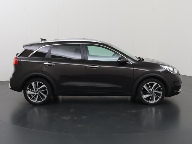 KIA Niro 1.6 GDi Hybrid Edition | Schuif/Kanteldak | Navigatie | Parkeercamera | Stoel/Stuurverwarming | Cruise Control | Climate Control |