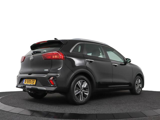 KIA Niro 1.6 GDi Hybrid DynamicLine Climate control - Adaptive cruise control - Achteruitrij camera - Parkeersensoren achter - Fabrieksgarantie tot 04-2028