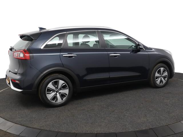 KIA Niro 1.6 GDi Hybrid DynamicLine - Navigatie - Cruise Control - Climate Control - Achteruitrijcamera - 12 Maanden Bovag Garantie